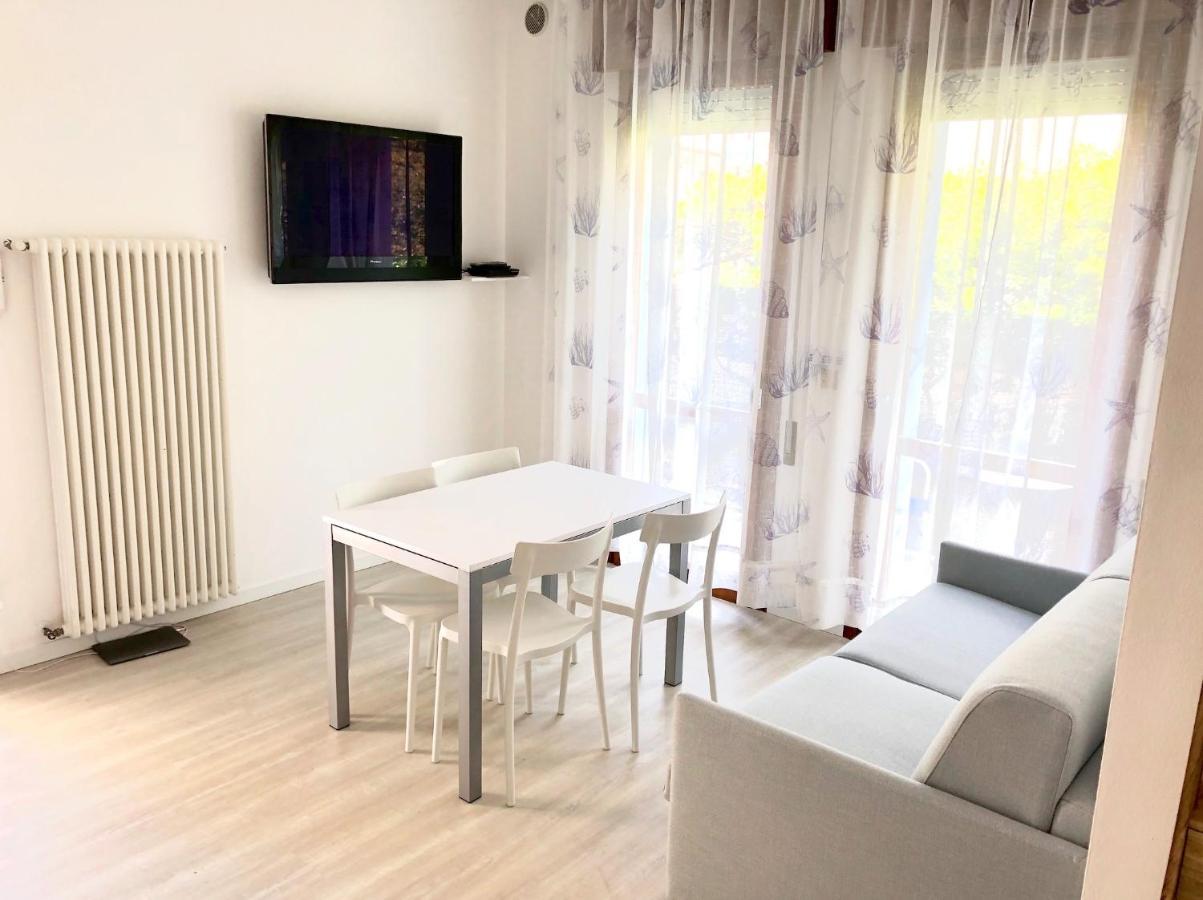 לידו די ג'סולו Villa Santin Carraro Immobiliare - Family Apartments מראה חיצוני תמונה